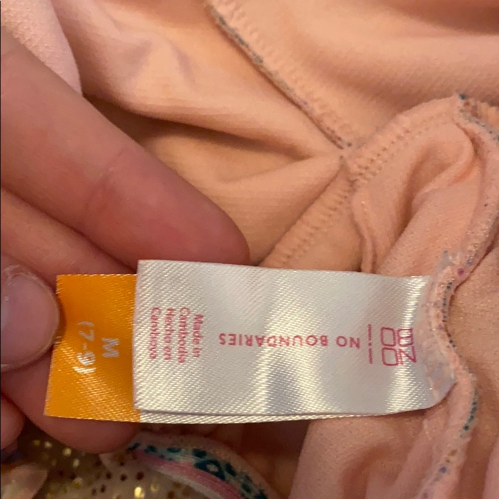 clothes !! - Picture 2 of 2
